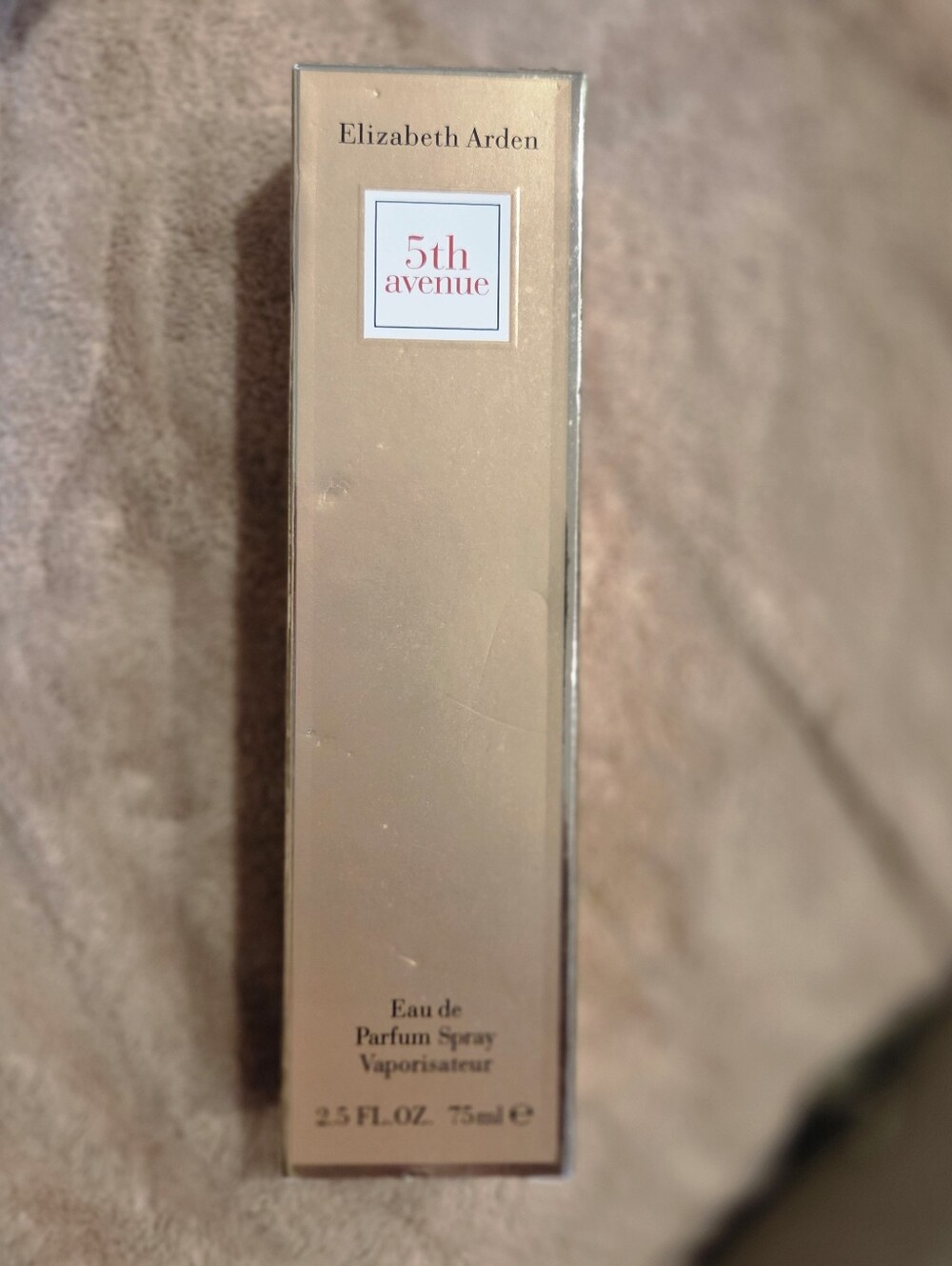 Elizabeth Arden 5th Avenue Eau de Parfum - Metallic Gold Packaging